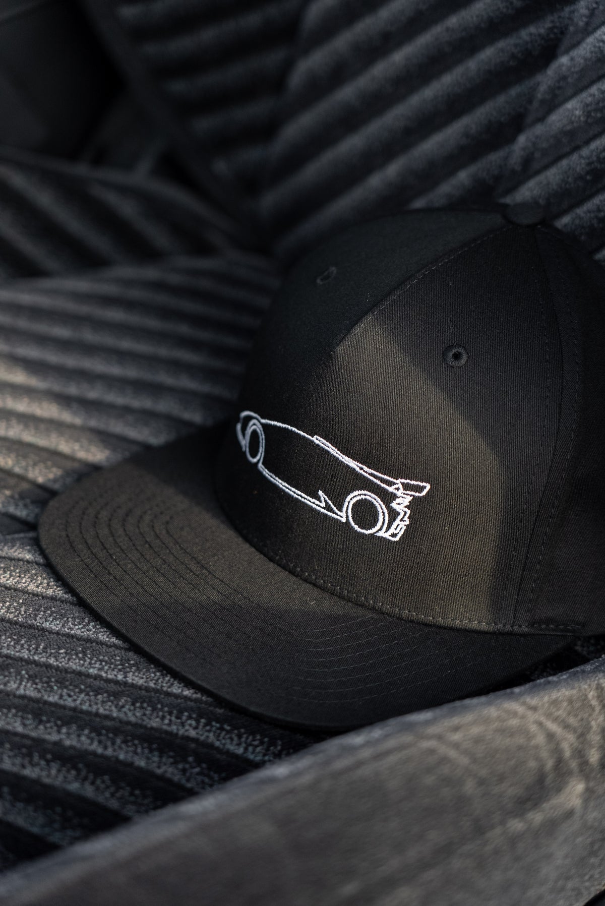 Black Snapback Hat with Super Trofeo Silhouette