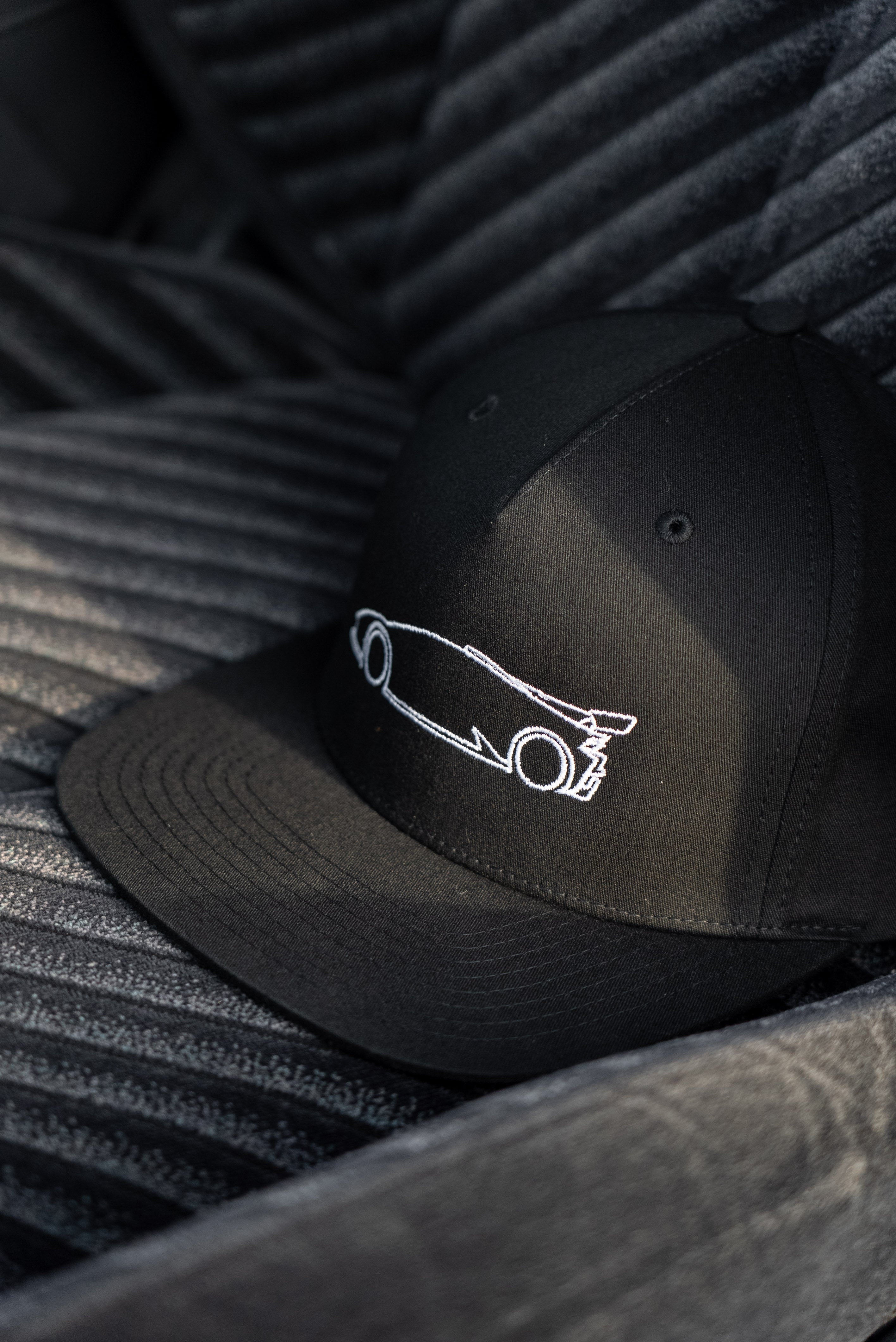 Black Snapback Hat with Super Trofeo Silhouette